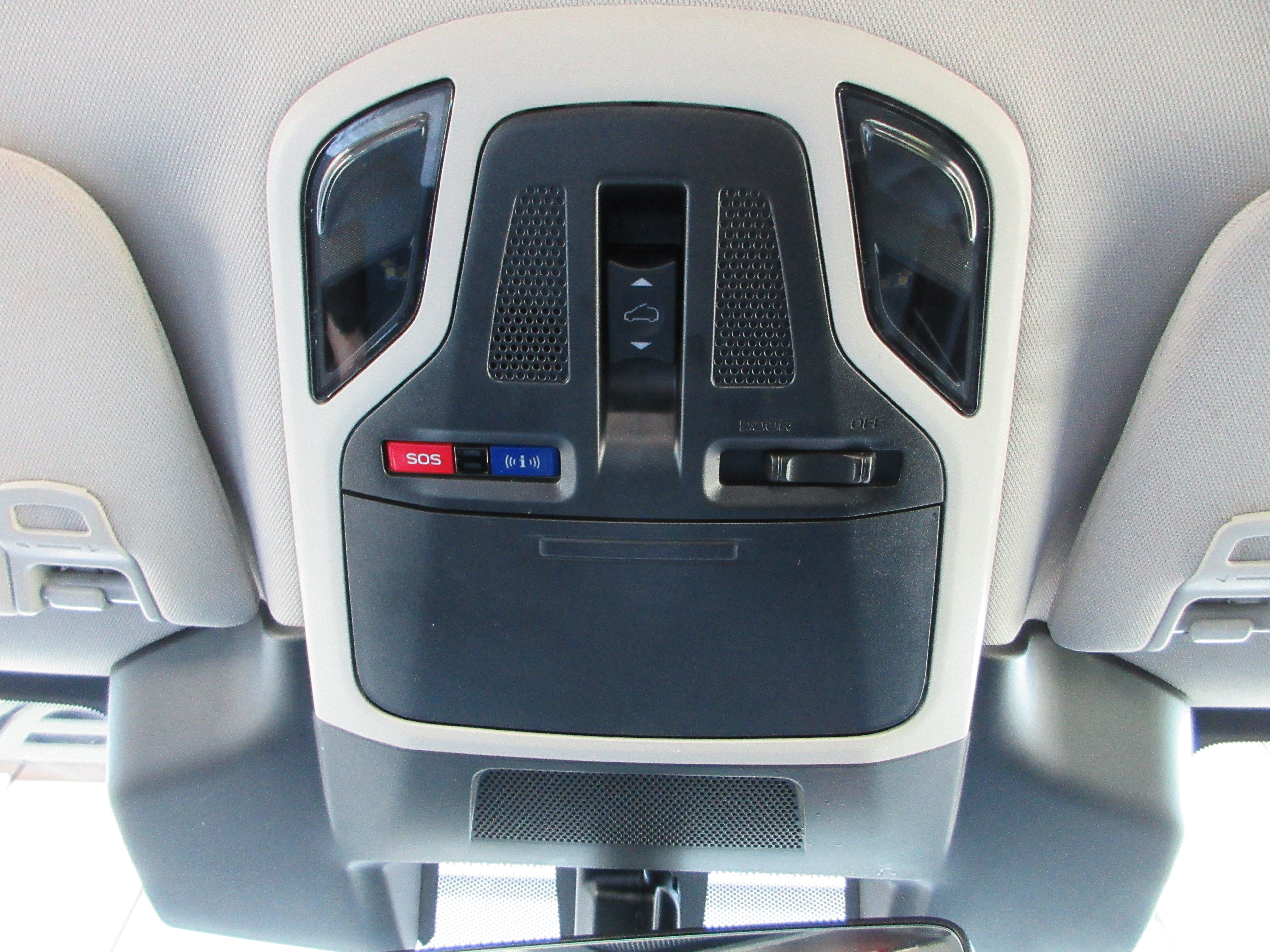 Used 2023 Crystal White Pearl Subaru Limited XT image 19