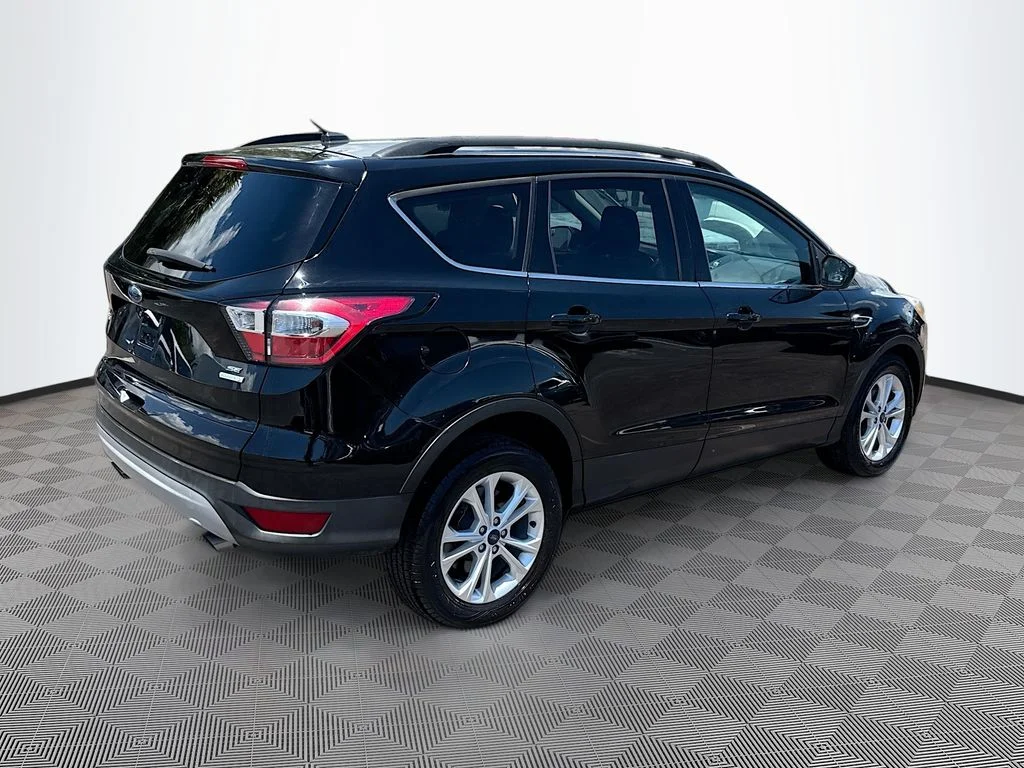 Used 2018 Black Ford SE image 8