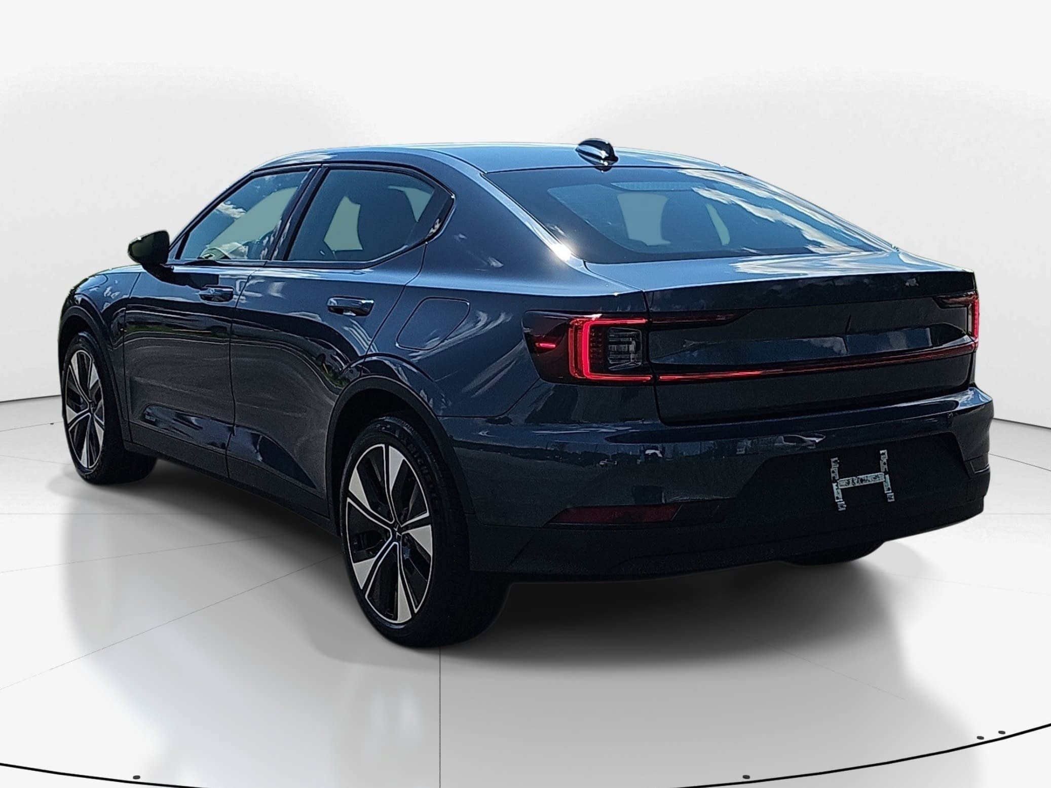 Used 2024 Midnight Metallic Polestar Long Range Dual Motor image 5