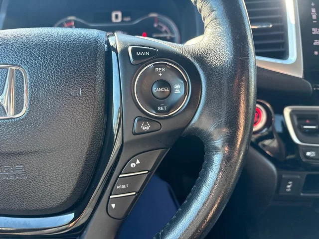 Used 2019 White Honda RTL-E image 10