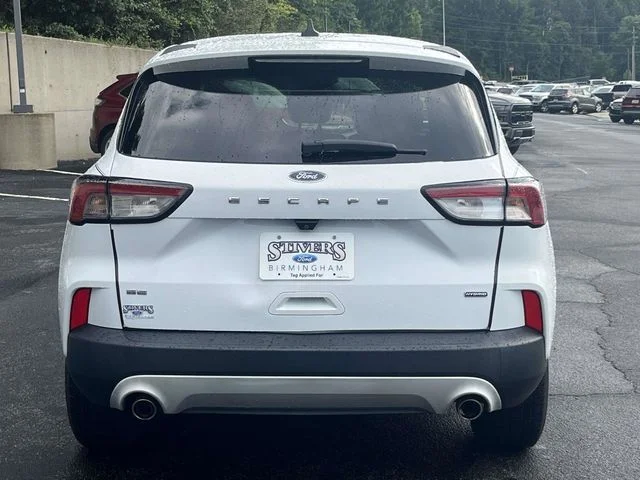 Used 2021 White Ford SE image 5