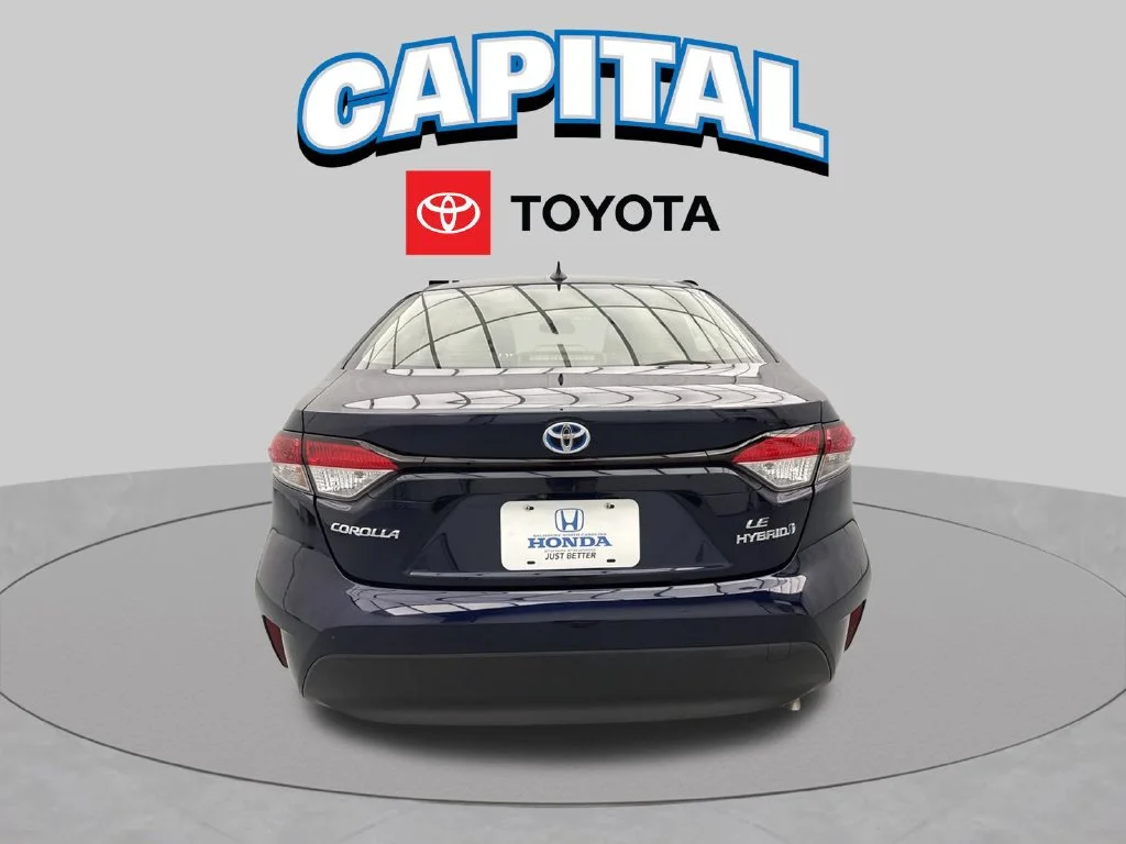 Used 2023  Toyota LE image 9