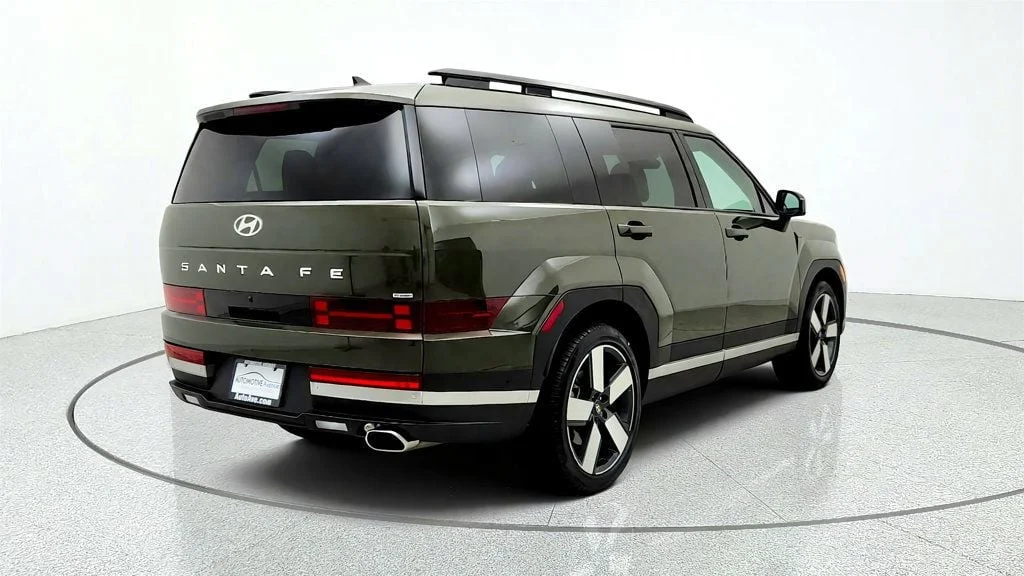 Used 2024 Rockwood Green Hyundai Limited AWD image 5