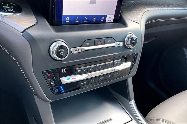 Used 2020 Blue Ford Platinum image 31