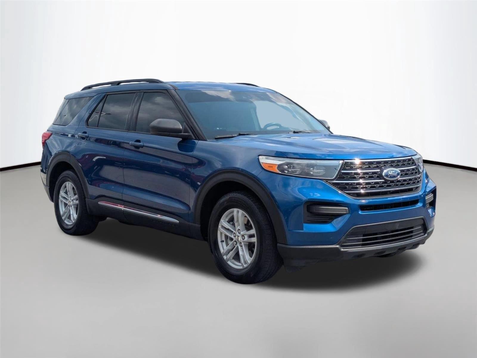 Used 2022 Atlas Blue Metallic Ford XLT image 3
