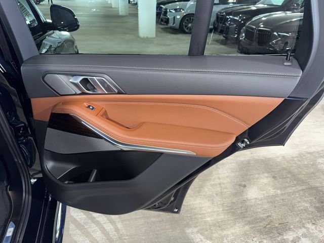 New 2026 Carbon Black Metallic BMW xDrive50e image 10