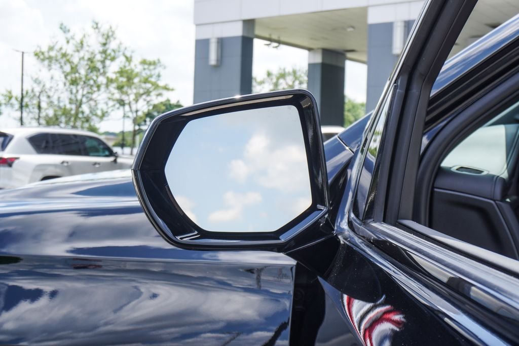 Used 2024 Black Chevrolet Z71 image 35