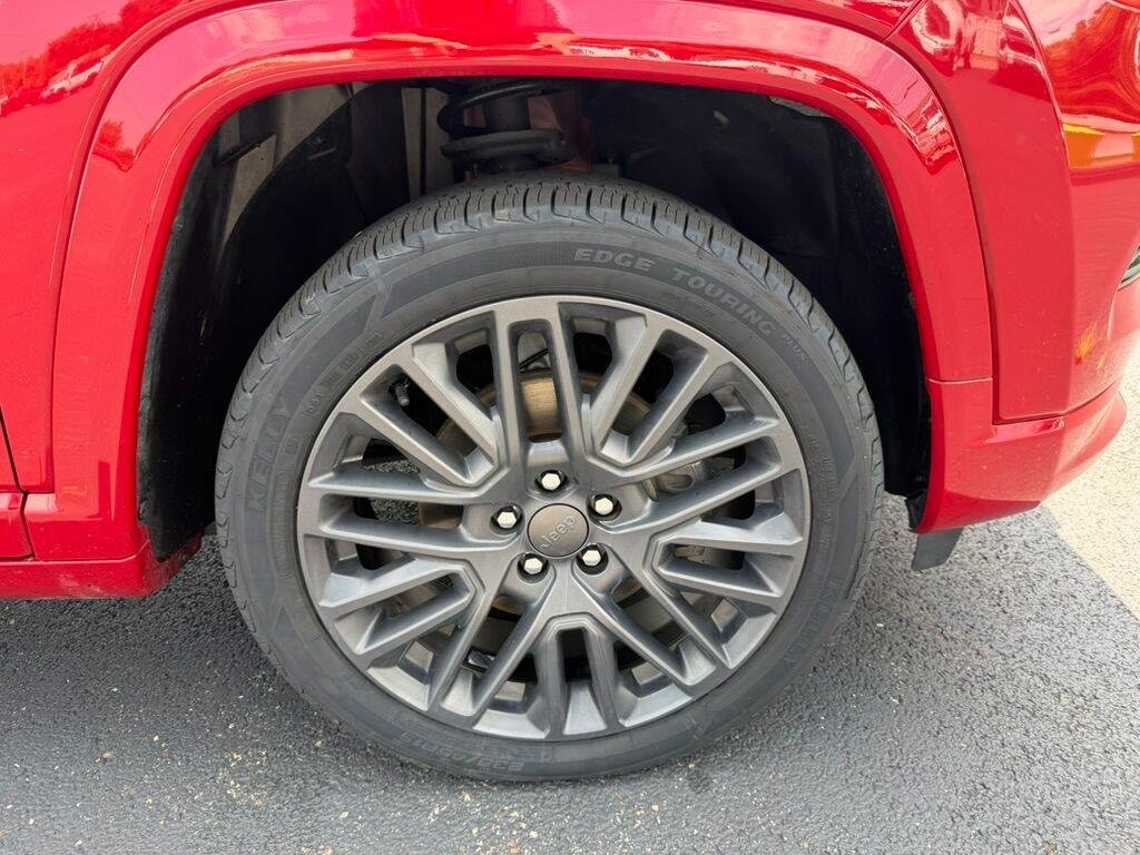 Used 2022 Redline Pearlcoat Jeep (RED) Edition image 32