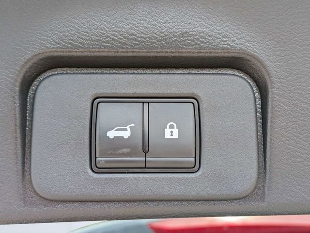 Used 2023 Gray Nissan SL image 39