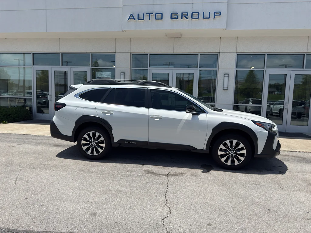 Used 2023 Crystal White Pearl Subaru Limited image 2