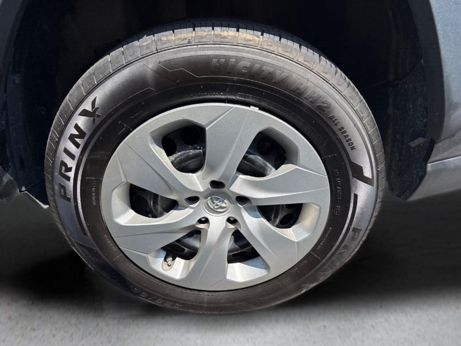 Used 2022 Magnetic Gray Metallic Toyota LE image 6