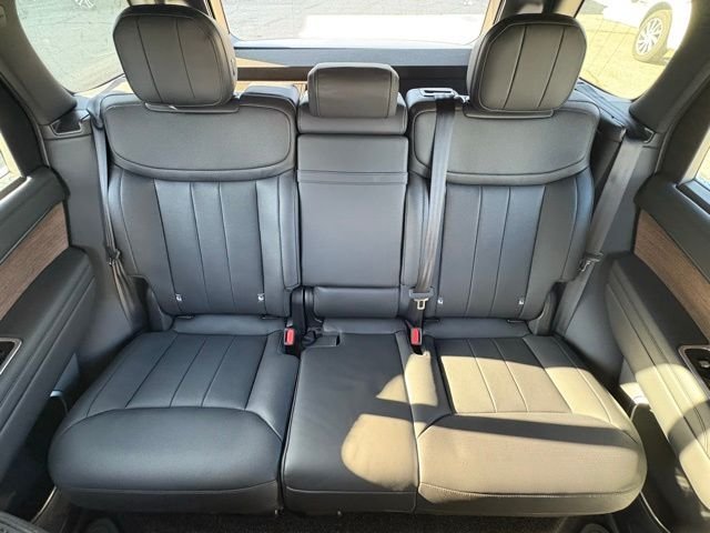 2025 Land Rover Range Rover SE - Photo 32