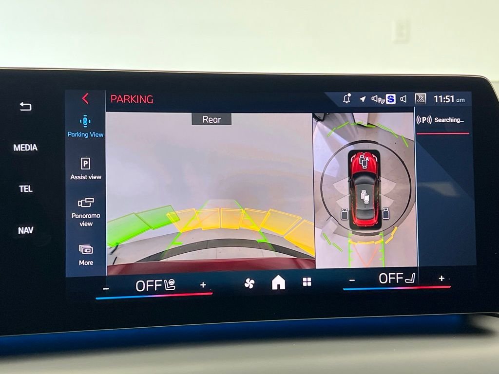 2025 BMW 2 Series M235 - Photo 16