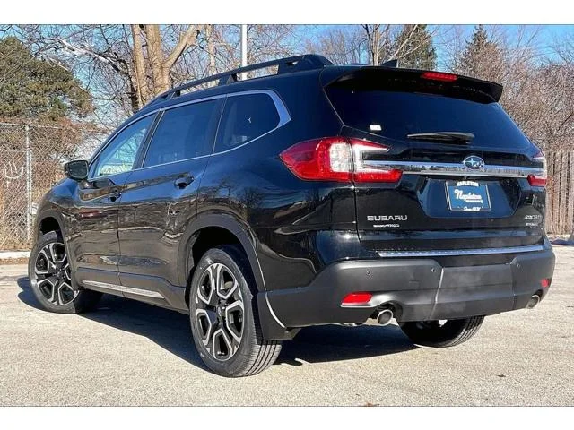New 2026 CRYSTAL BLACK SILICA Subaru Limited 8-Passenger image 15