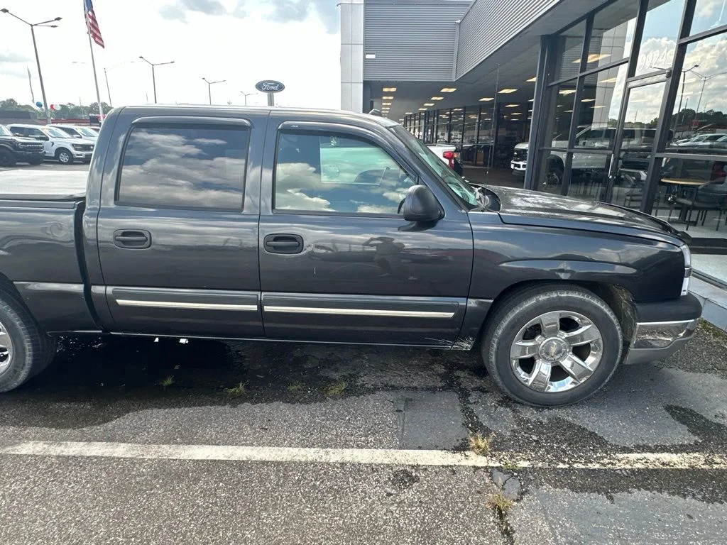 Used 2004 Dark Gray Metallic Chevrolet LS image 6