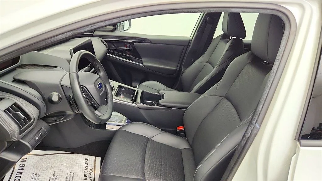 Used 2023 Cosmic White Pearl Subaru Touring AWD image 13