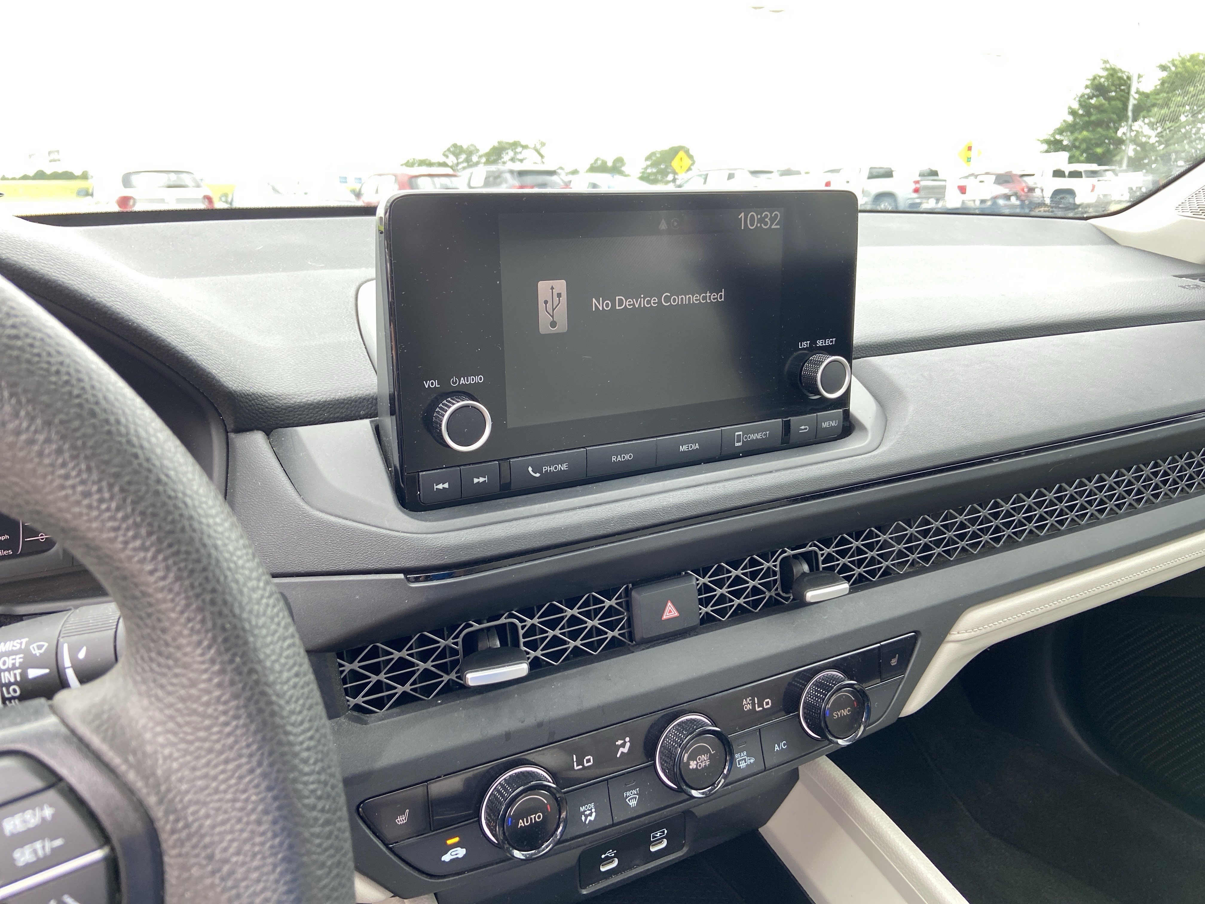Used 2023 Platinum White Pearl Honda EX image 36