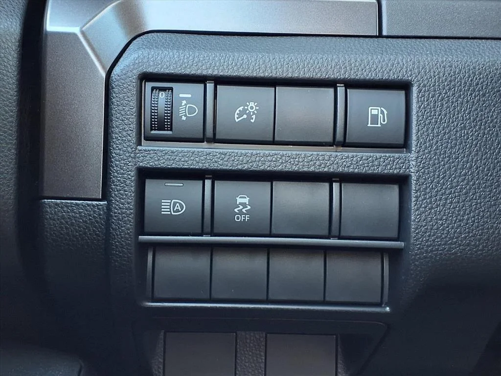2026 Toyota 4Runner SR5 - Photo 8