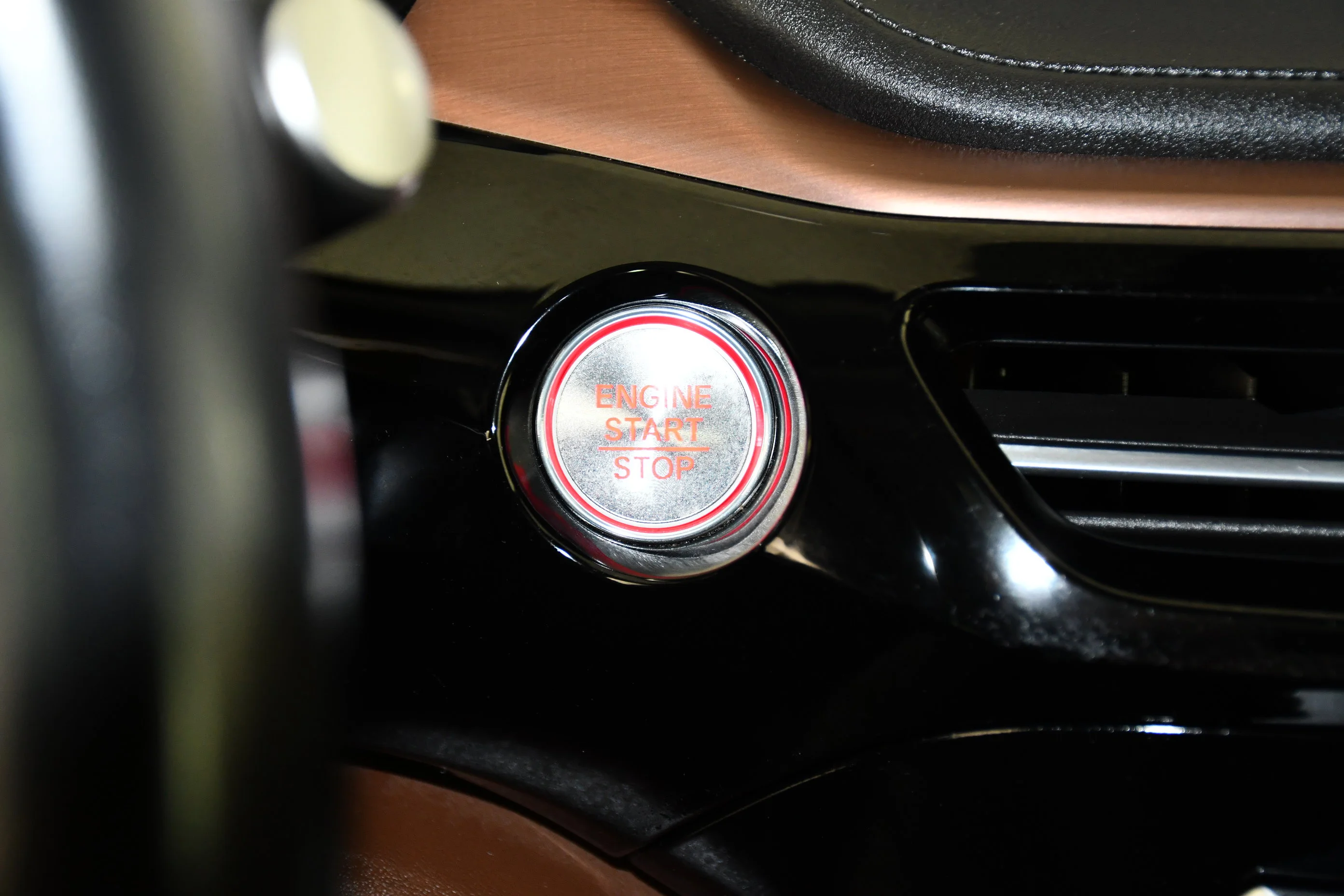 Certified Used 2024 Liquid Carbon Metallic Acura w/Technology Package image 24