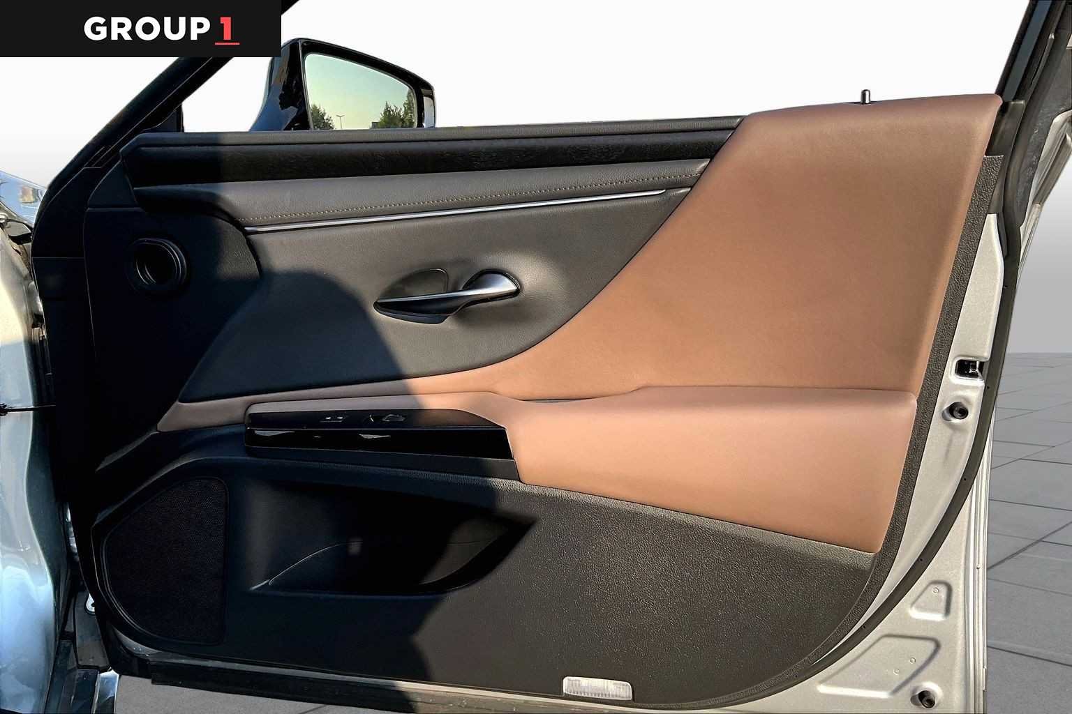 Used 2025 Iridium Lexus  image 20
