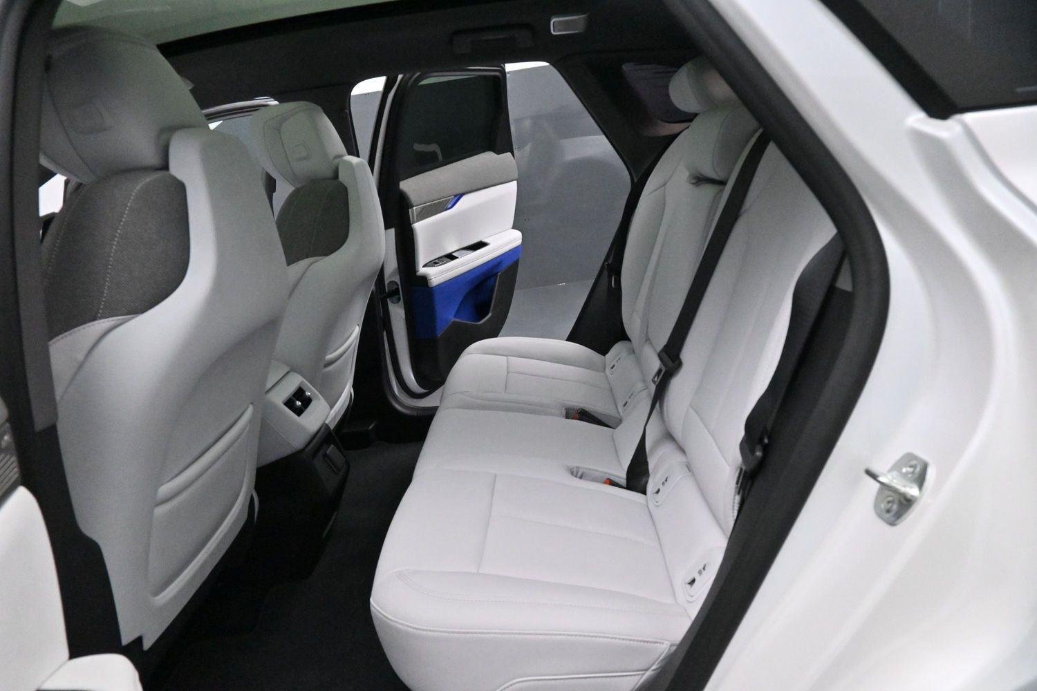 Used 2025 Crystal White Tricoat Cadillac Sport 1 image 31