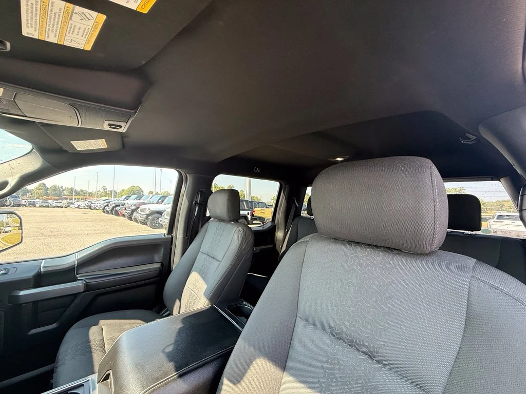 Used 2020 Black Ford XLT image 23