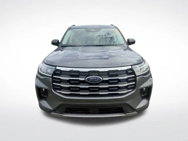 Used 2026 Gray Ford Active image 2