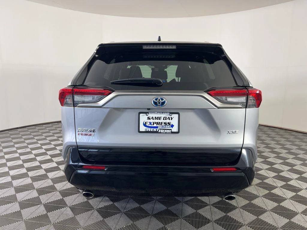 Used 2023 Midnight Black Metallic Toyota XSE image 5