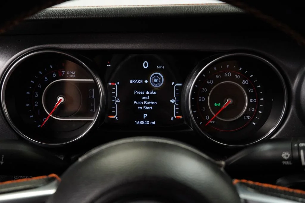Used 2022 Green Jeep Mojave image 4