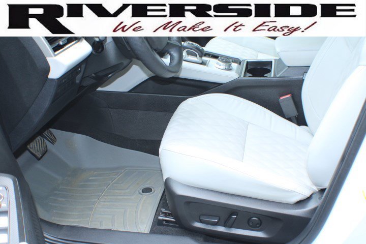Used 2024 White Mitsubishi SEL image 14