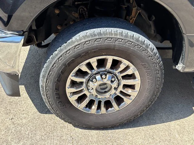 Used 2020 Black Ford XLT image 10