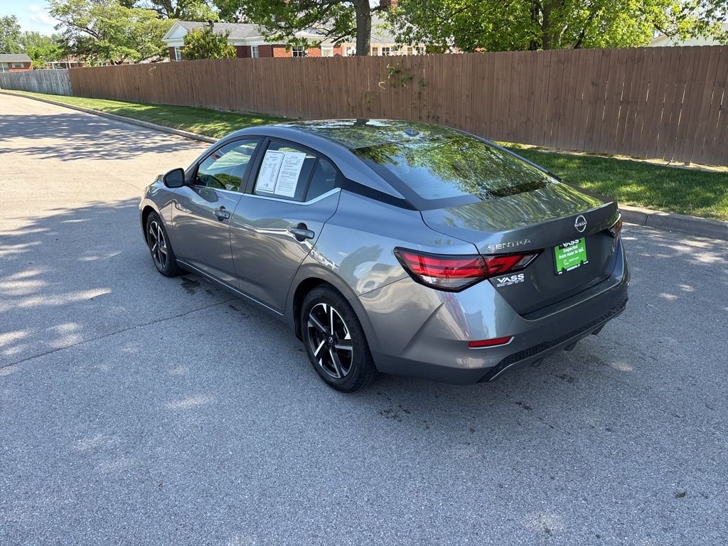 Used 2024 Gray Nissan SV image 3