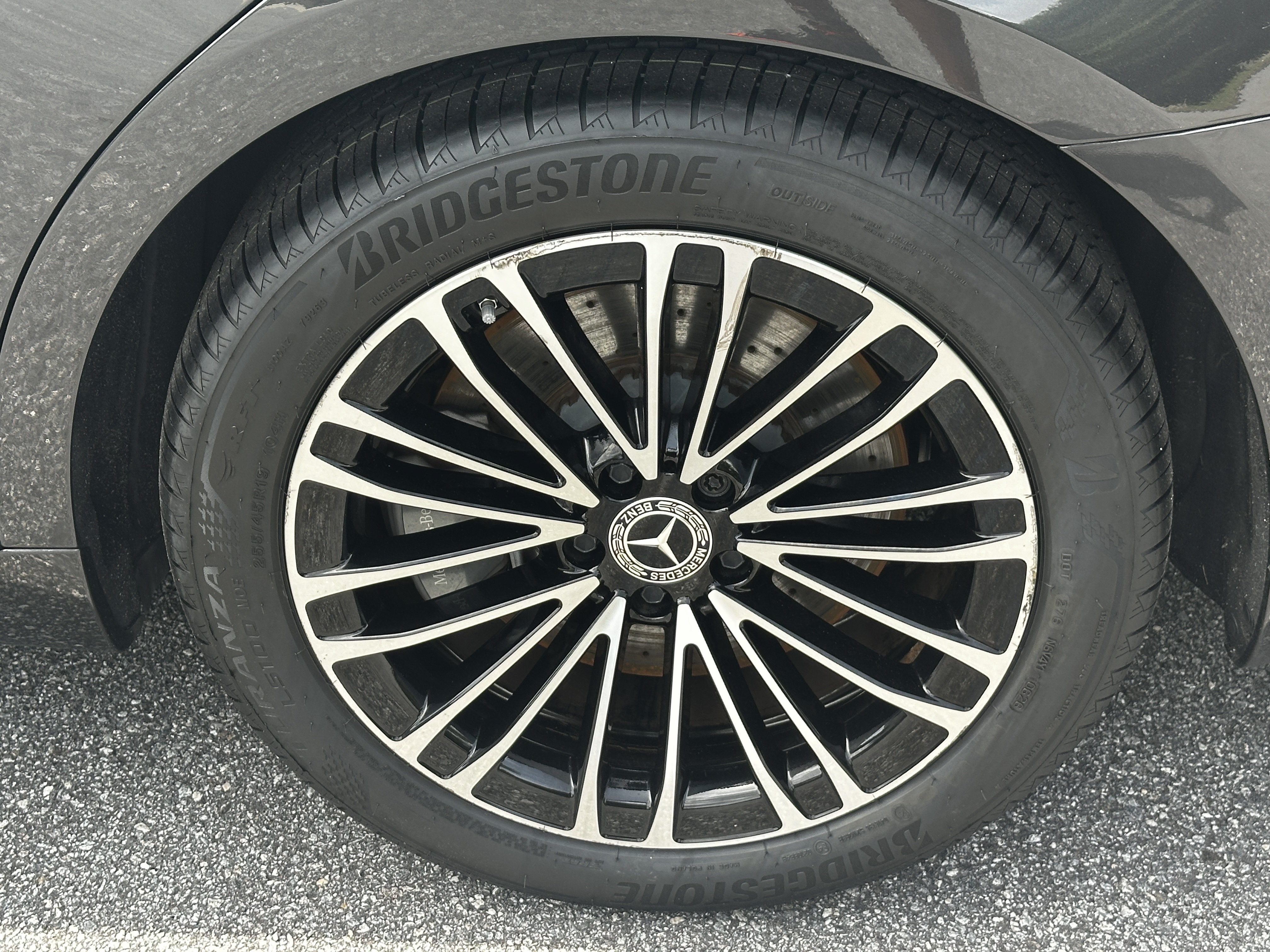 Certified Used 2023 Gray Mercedes-Benz S 580e image 23