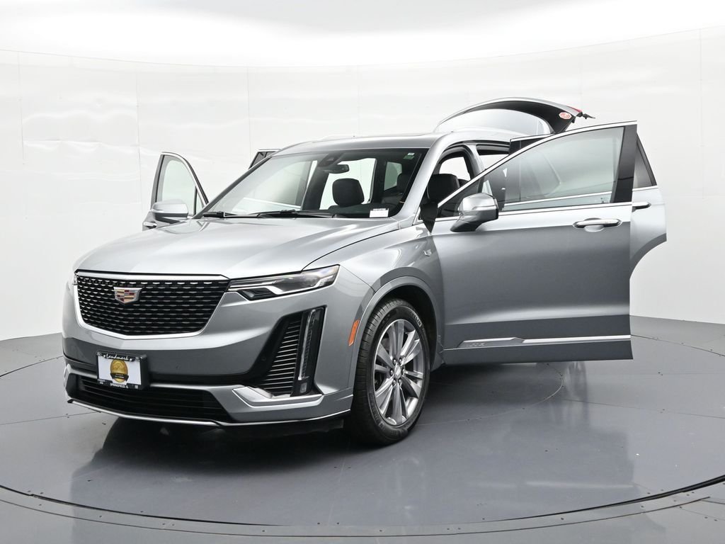 Used 2023 Silver Cadillac Premium Luxury image 23