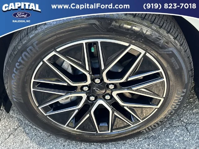 Used 2025 White Ford Premium image 13