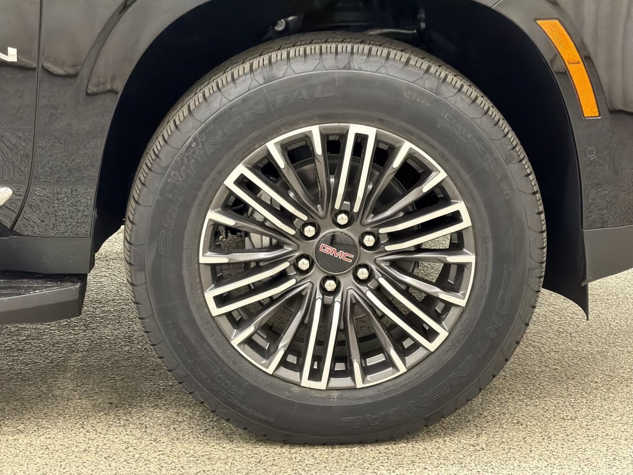 2026 GMC Yukon XL Elevation - Photo 10
