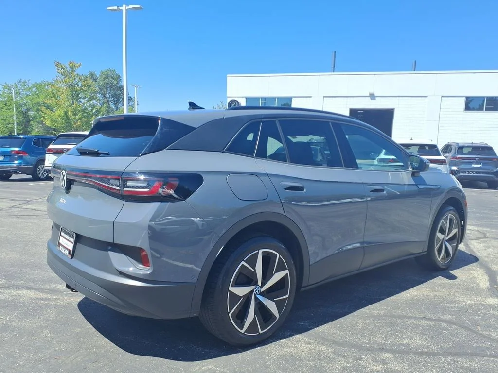 Certified 2023 Volkswagen ID.4 PRO S with VIN 1V2WNPE85PC037233 for sale in Franklin, WI