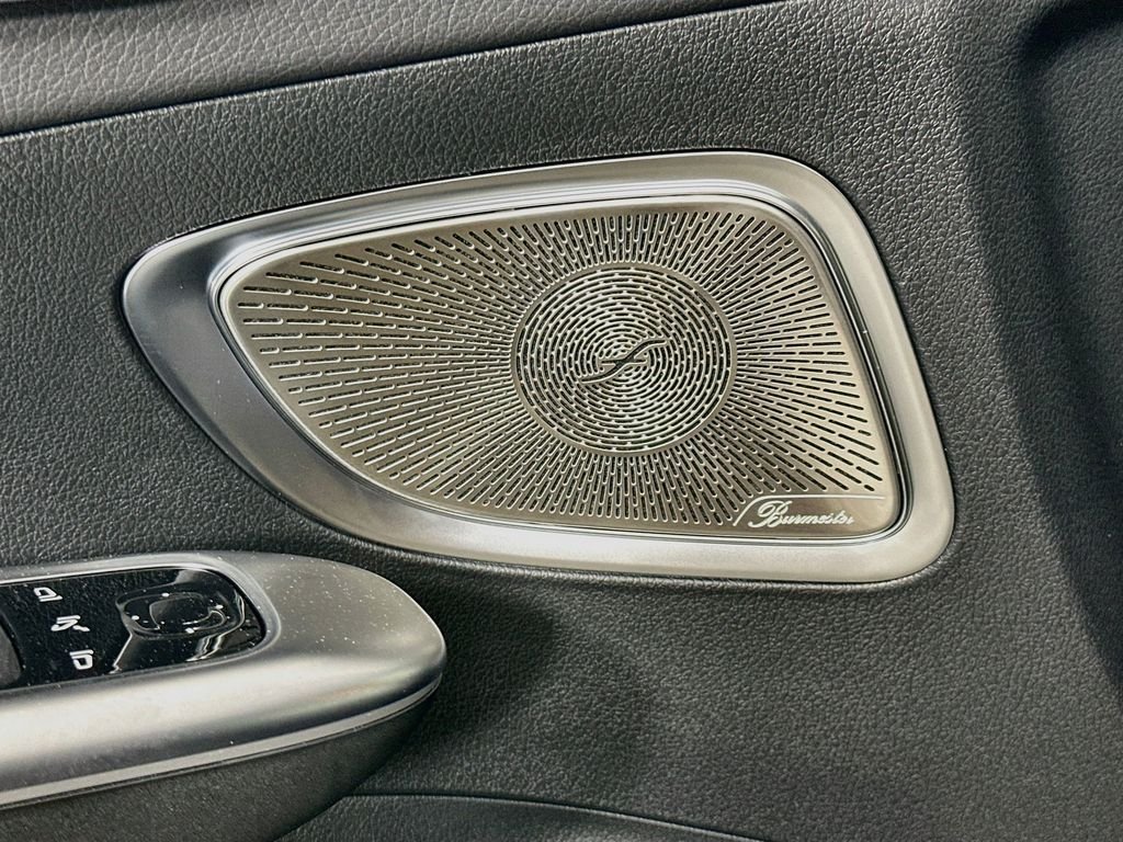 New 2026 Twilight Blue Metallic Mercedes-Benz C 300 image 18