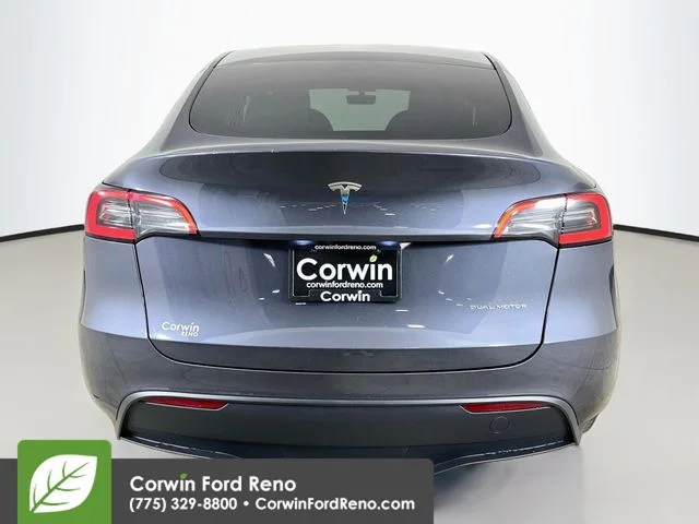 Used 2023 Midnight Silver Metallic Tesla Long Range image 7