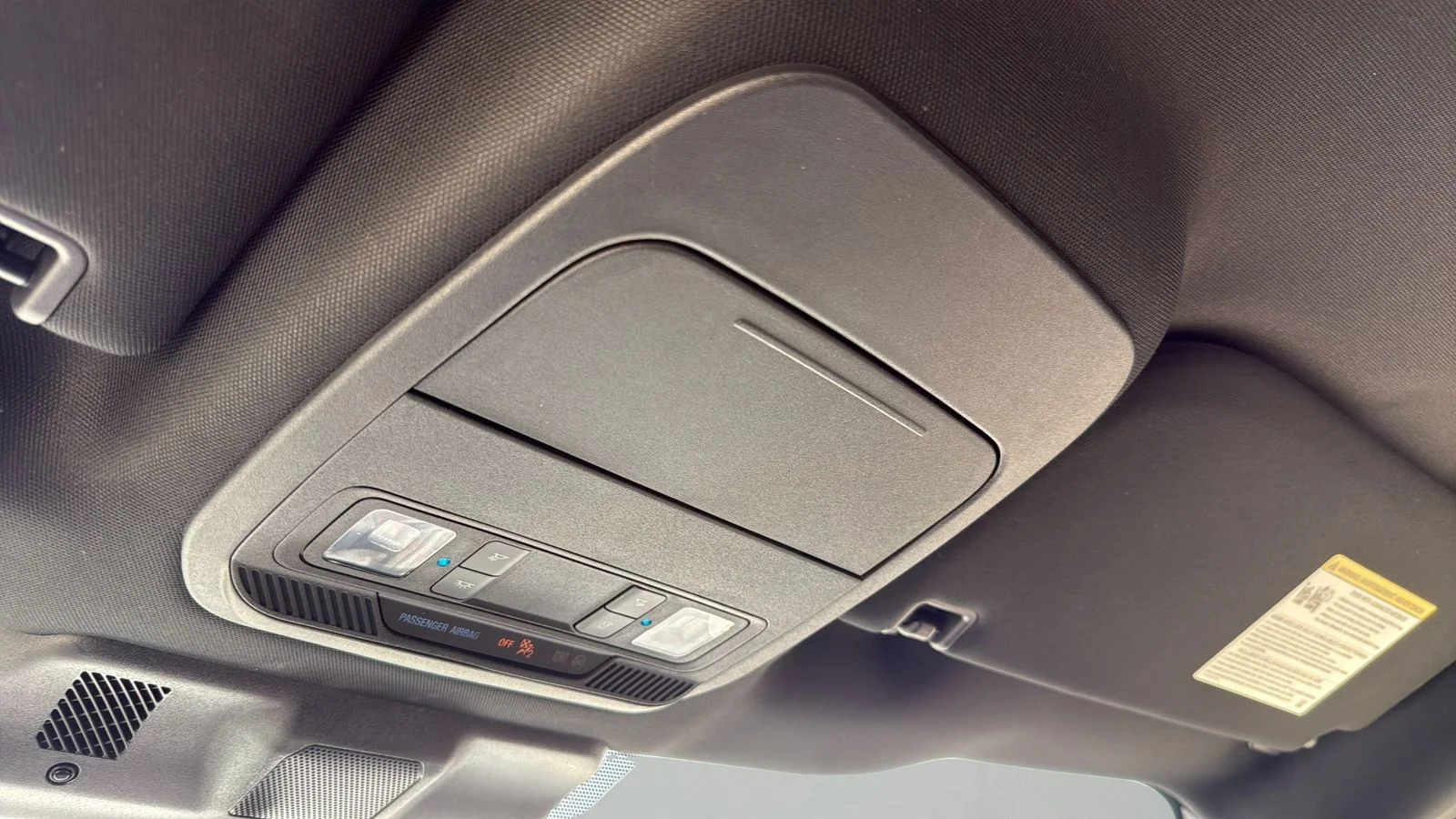Used 2022 White Ford XL image 23