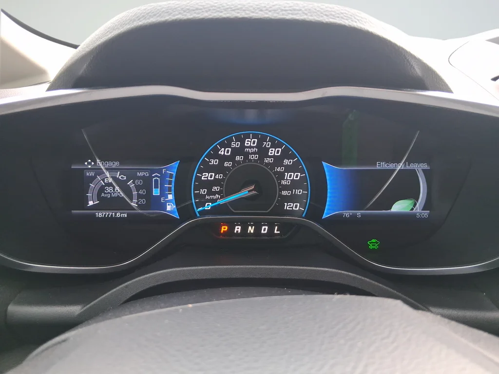 Used 2013 Silver Ford SE image 12