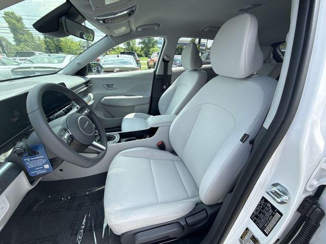 New 2026 White Hyundai SEL Sport AWD image 11