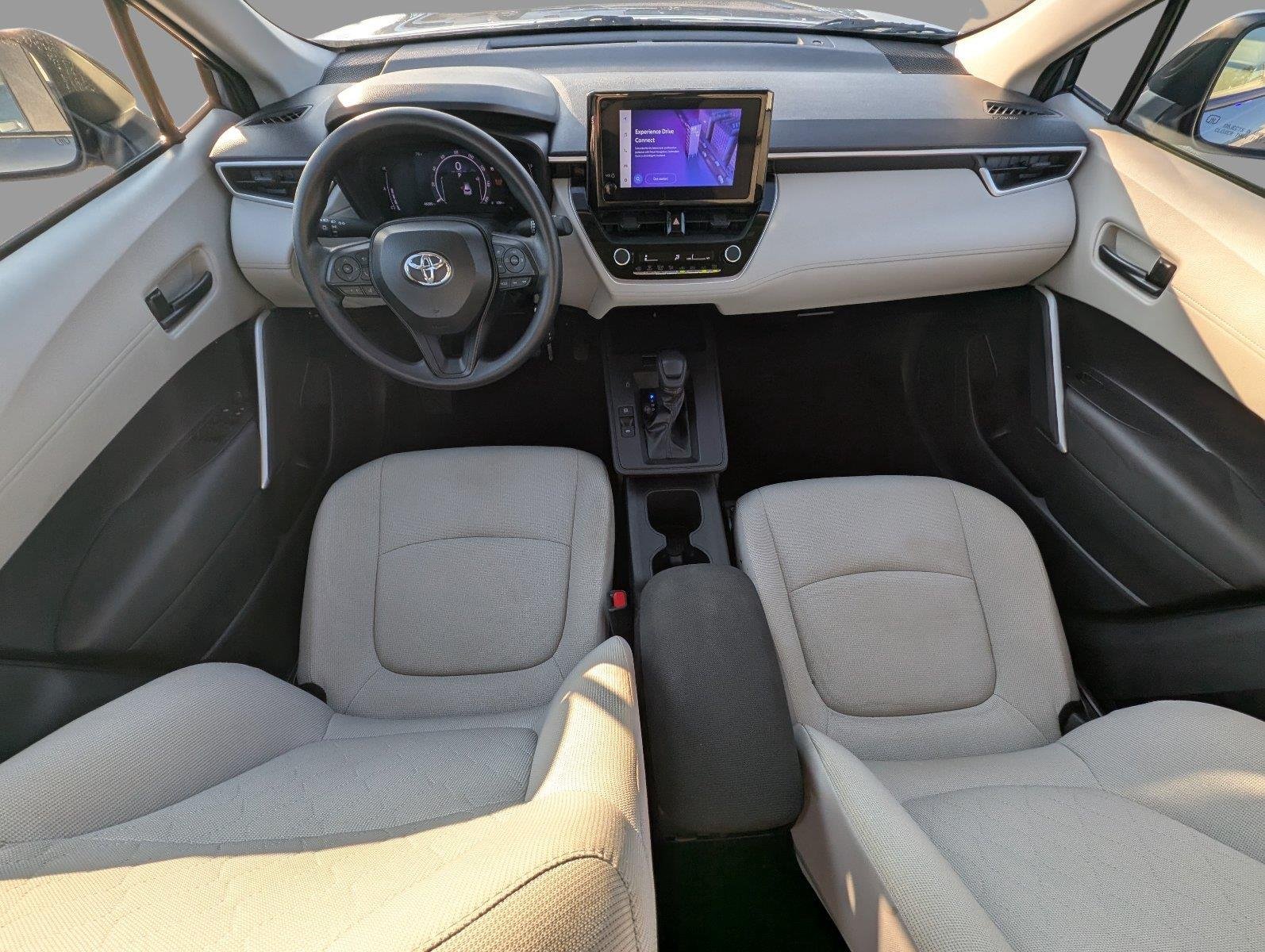 Used 2026 Celestite Toyota L image 32