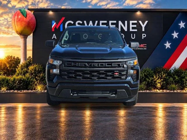 Used 2025 Black Chevrolet Custom image 8