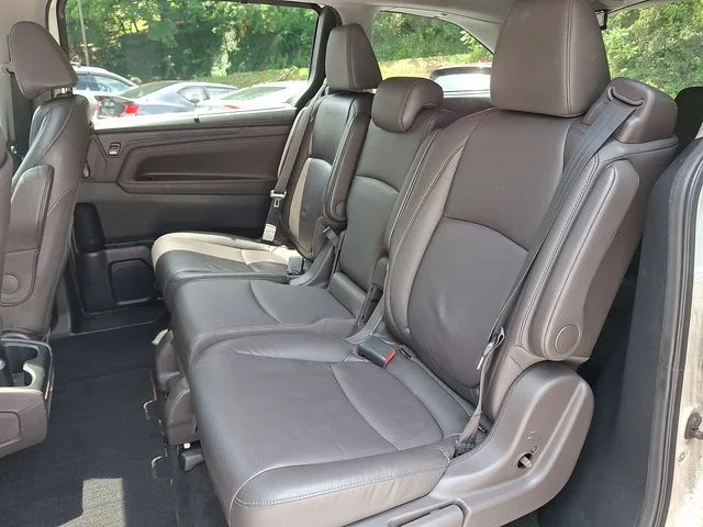 Used 2019 White Honda Elite image 12