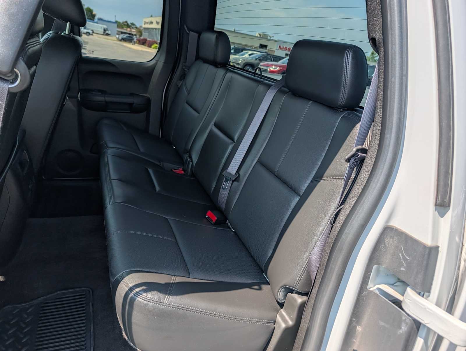 Used 2013 Summit White Chevrolet LTZ image 12