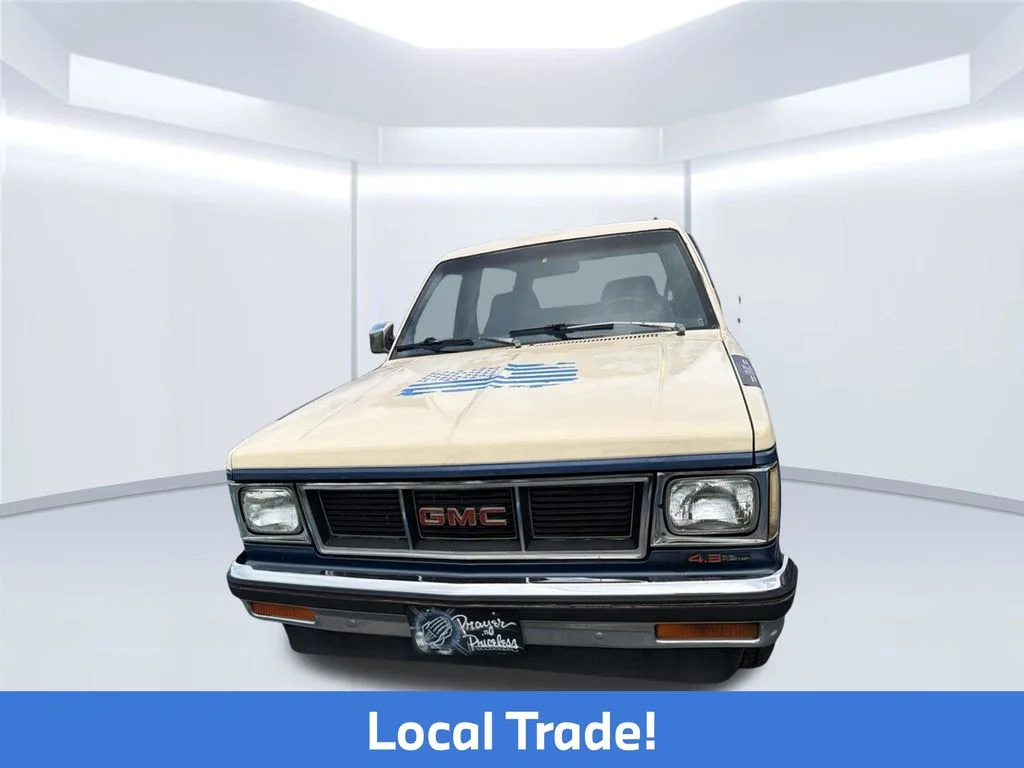 Used 1989 Blue GMC Base image 4