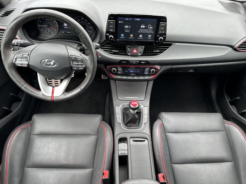Used 2018 Red Hyundai Sport image 21