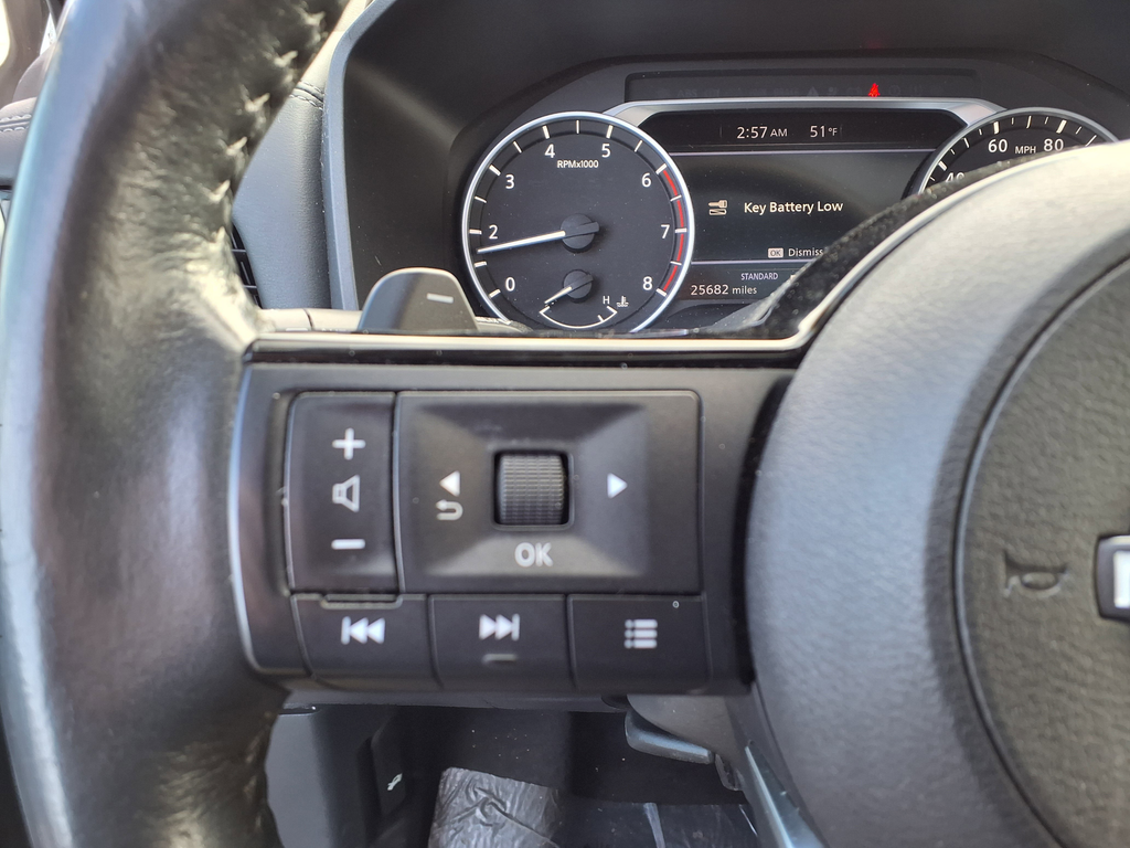 Used 2022 Pearl White Tricoat Nissan SL image 22