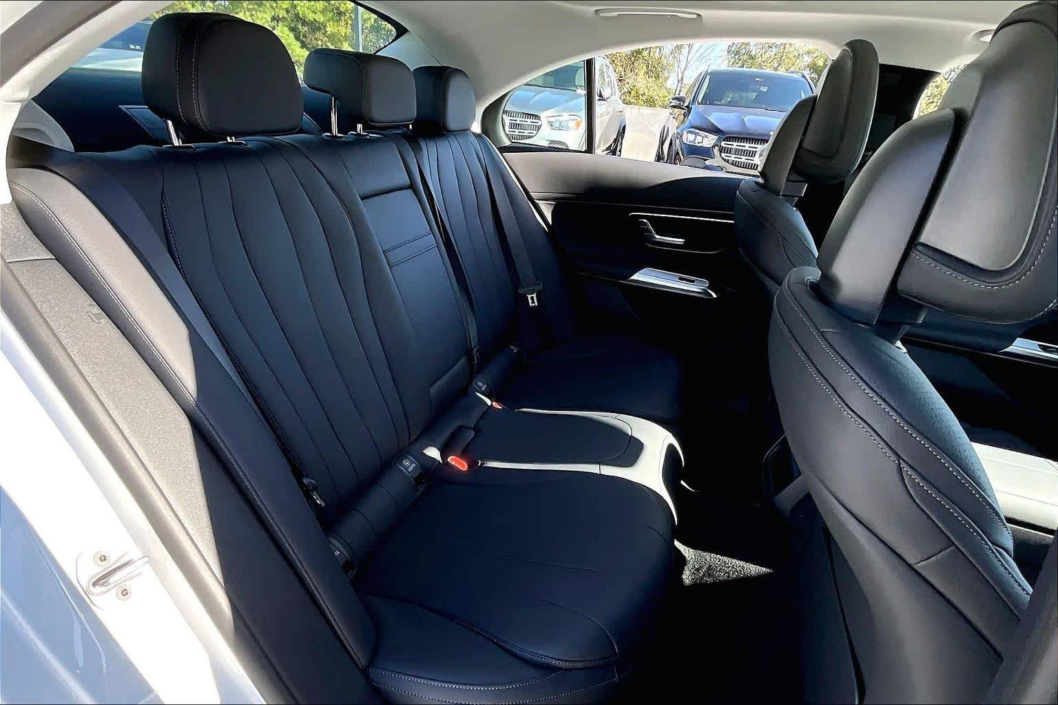 Certified Used 2025 Polar White Mercedes-Benz E 350 image 19